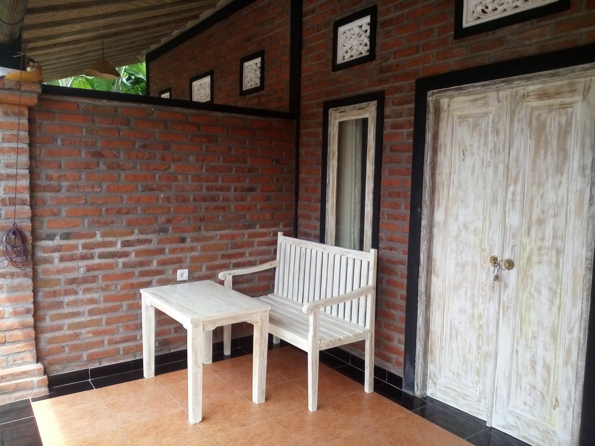Krisna Homestay 페무테란 외부 사진