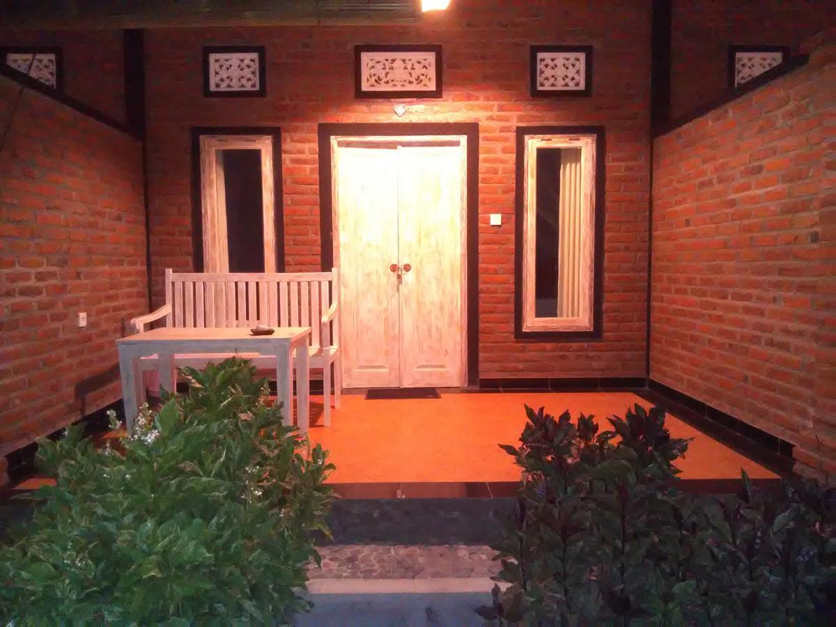 Krisna Homestay 페무테란 외부 사진