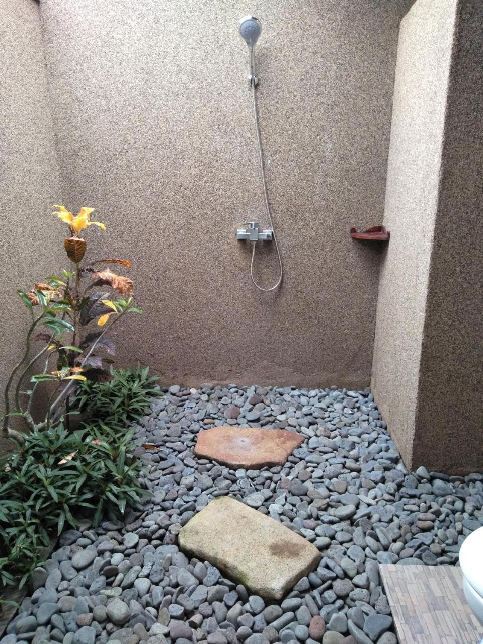 Krisna Homestay 페무테란 외부 사진